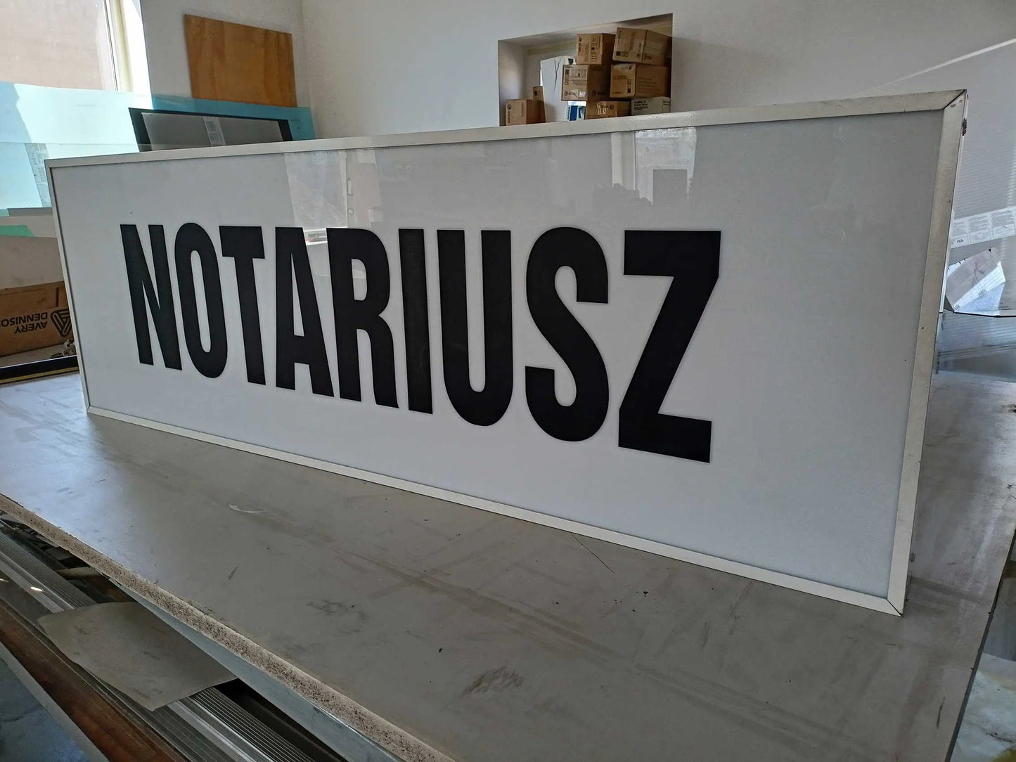 Kaseton reklamowy z dibondu - różne warianty